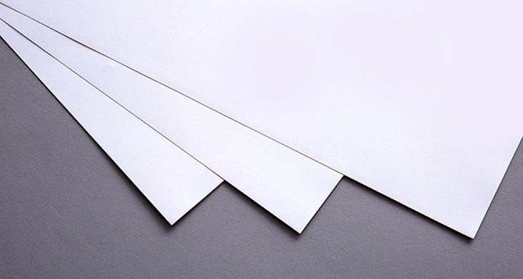 What are the differences between white cardboard and copperboard?